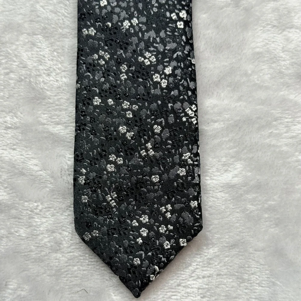 New Express Mens Black Silver Floral Silk Skinny Necktie
